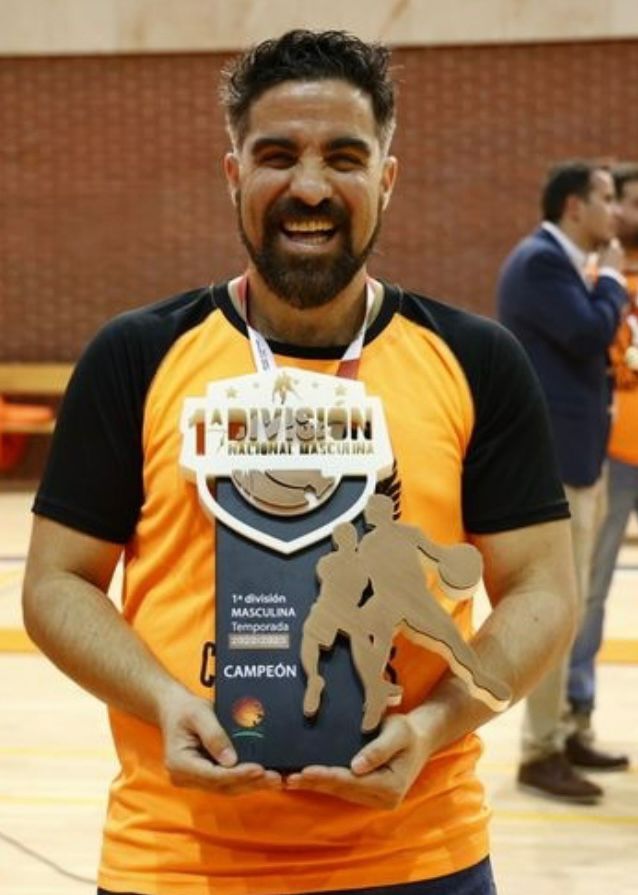 Fran perez campeonato de baloncesto